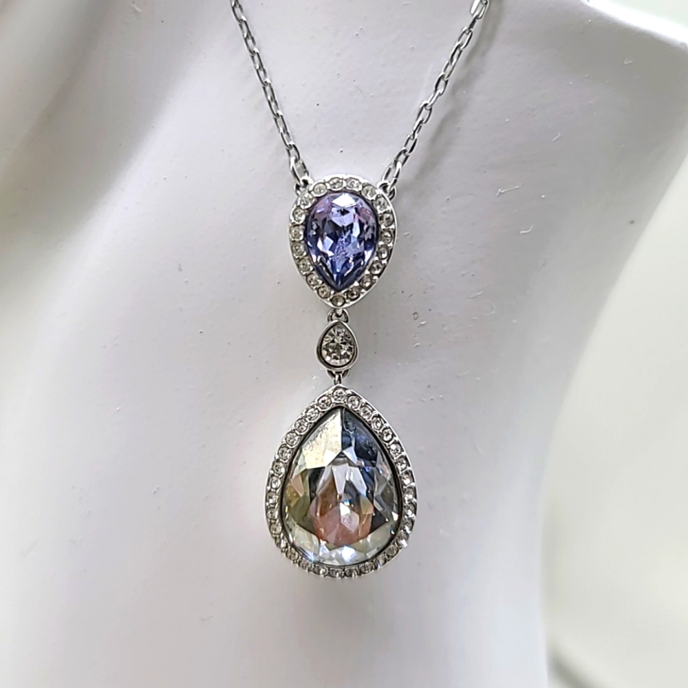 $228 Swarovski Amethyst & Prasolite Double Teardrop Pendant Framed w CZ's! 💎💎
